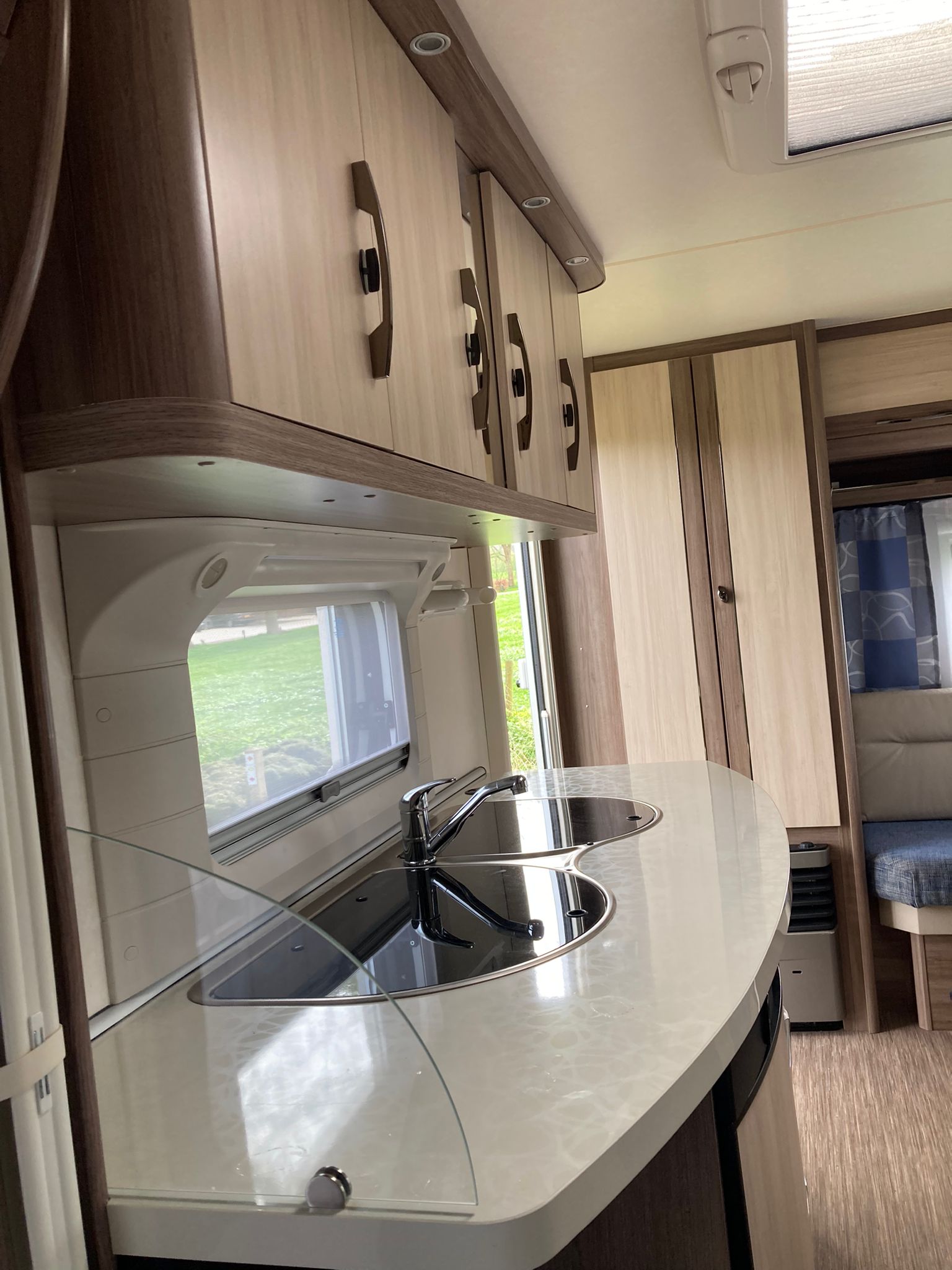 Hobby 440SF DeLuxe - Image 7