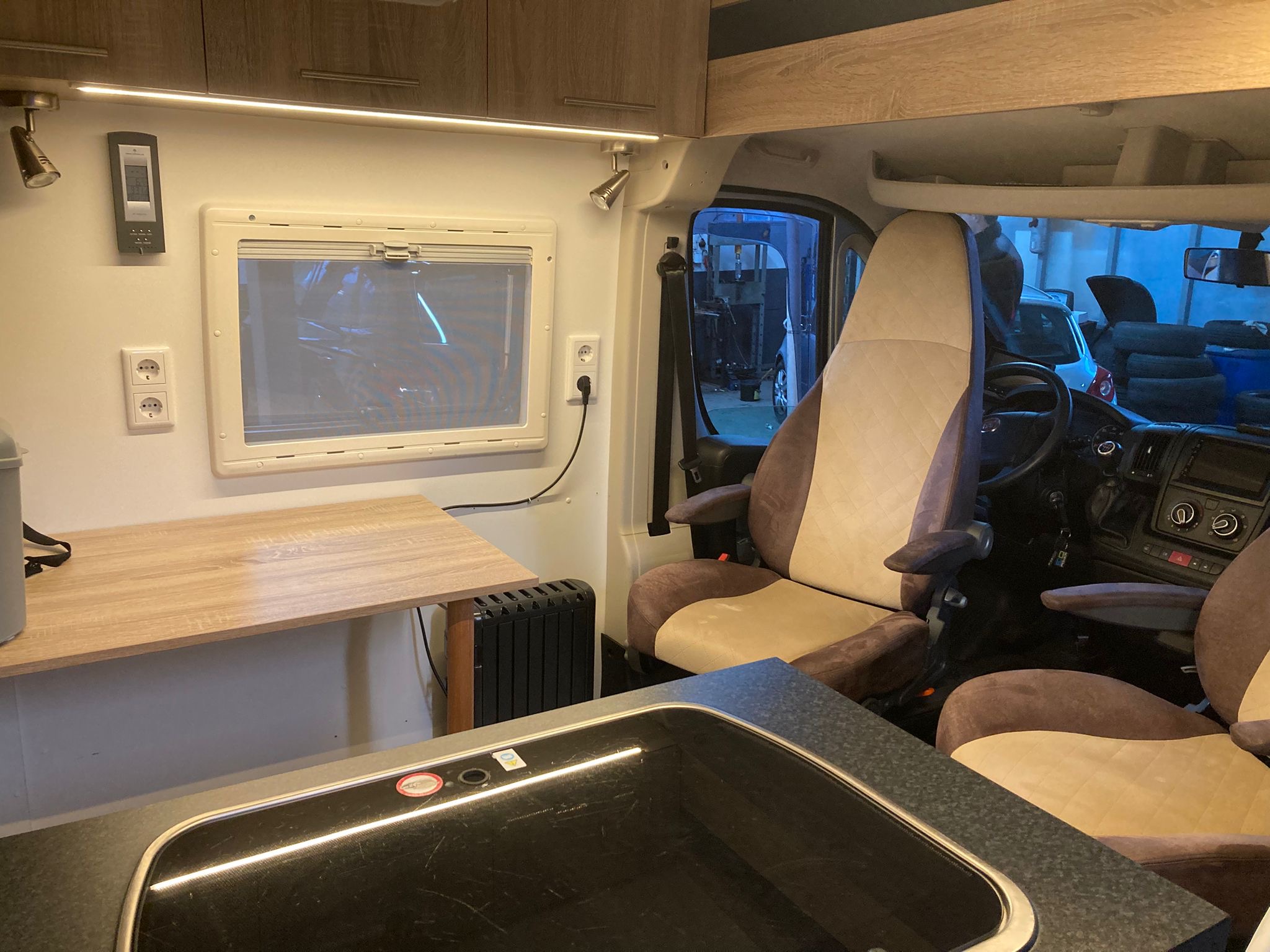 Fiat Ducato camperbus - Image 11